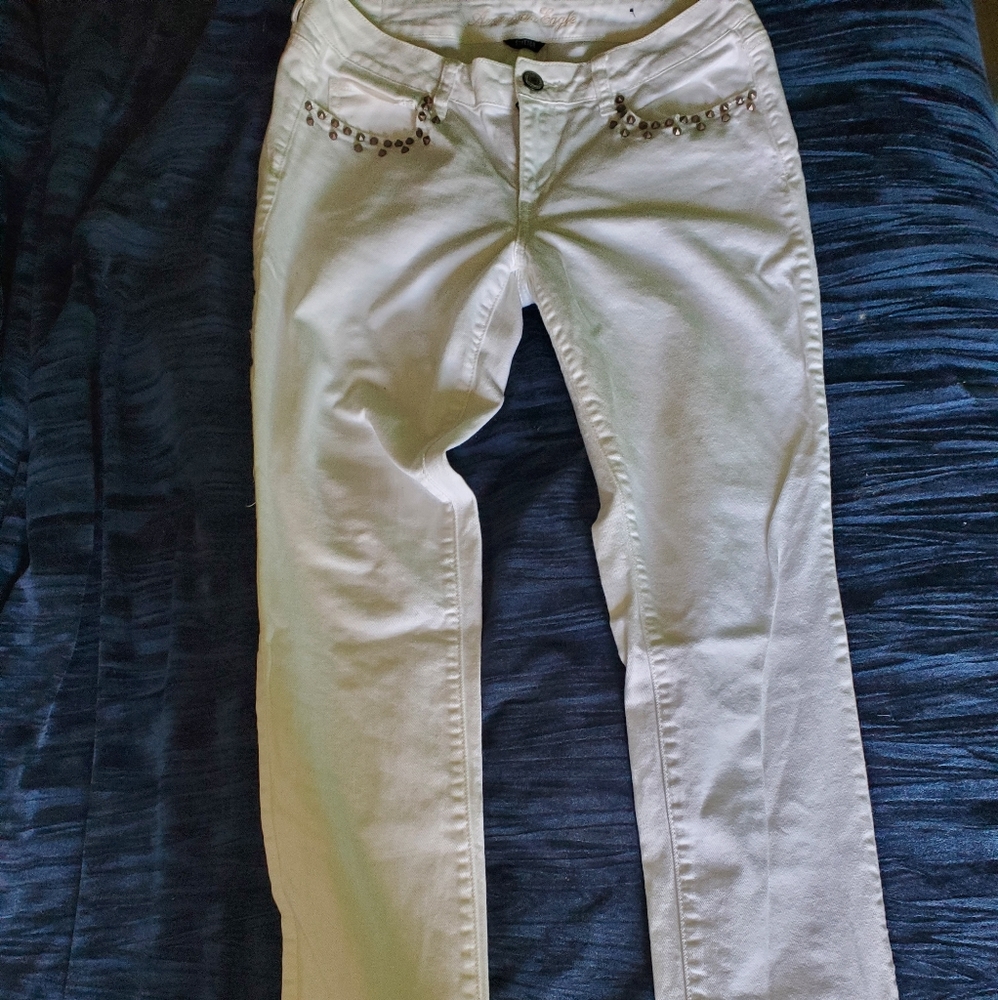 American Eagle white skinny jeans